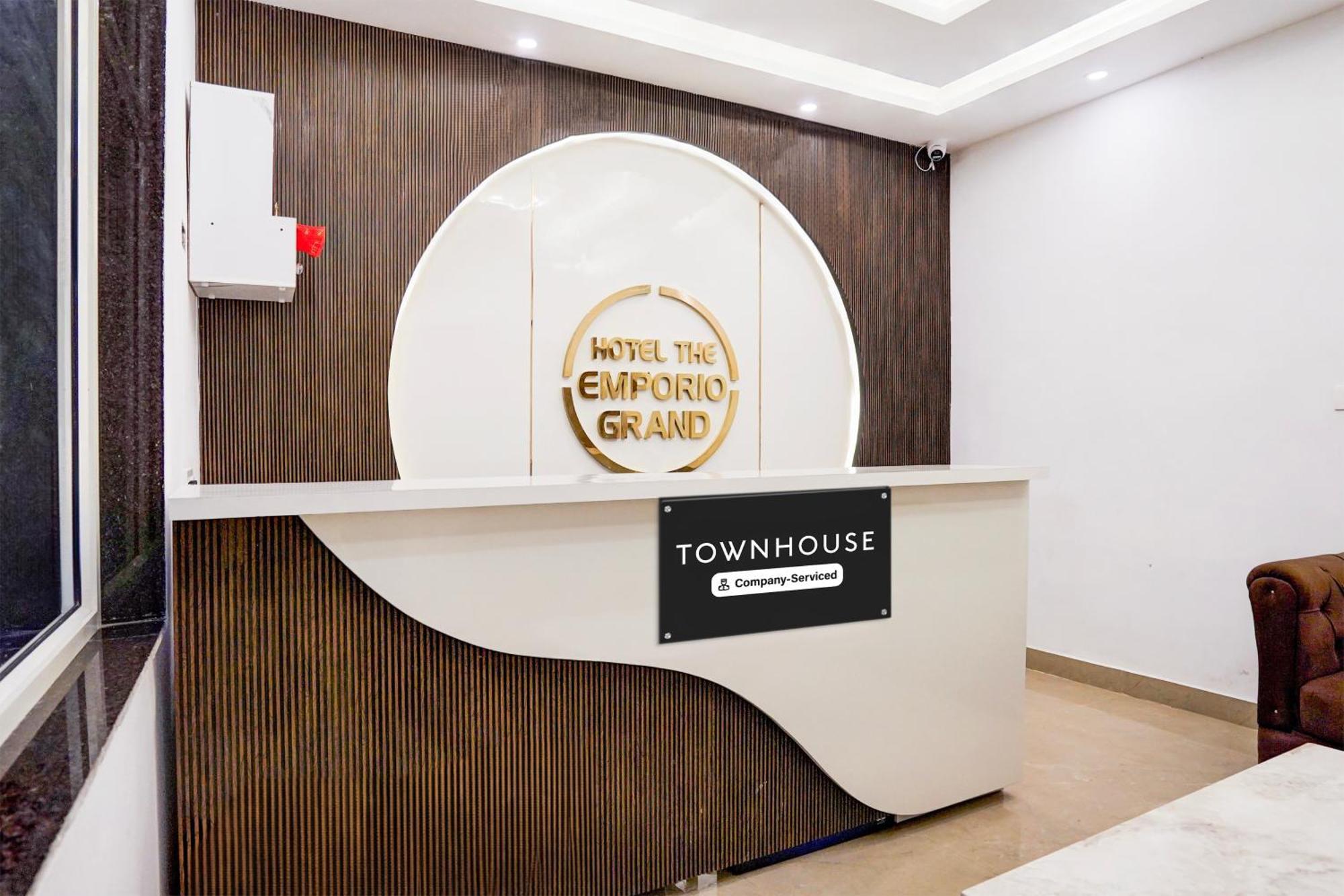 Townhouse Hotel Grand Emporio By Sbg Near Vaishali Metro Station Ghaziabad Exterior foto
